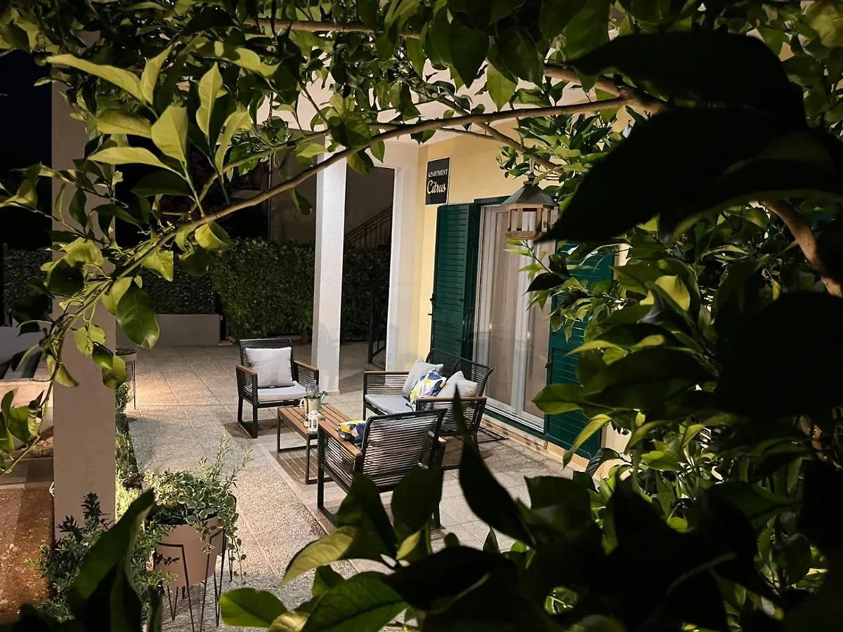Citrus Accommodation Kastela Croatia