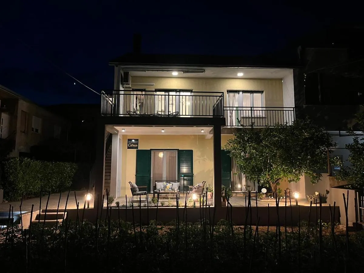 Citrus Accommodation Kastela Apartment